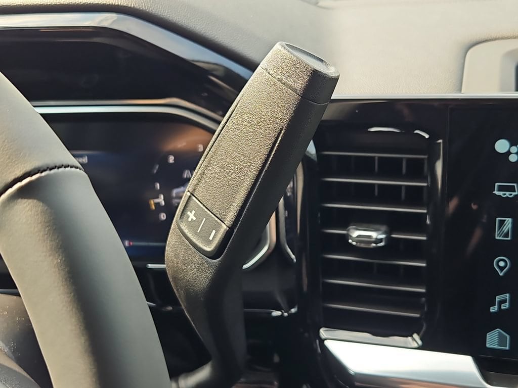 2026 Chevrolet Silverado 1500 LT - Photo 17