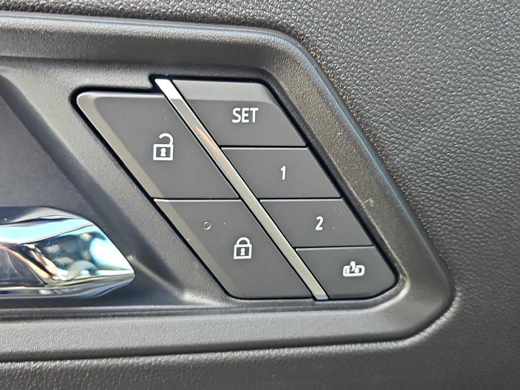 2026 Chevrolet Colorado ZR2 - Photo 14