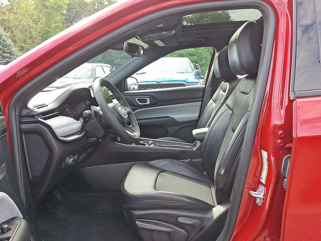 Certified 2023 Jeep Compass Latitude SUV
