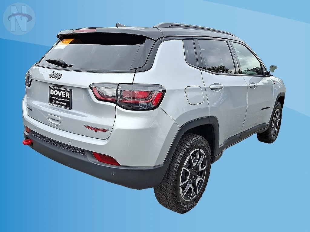 2024 Jeep Compass Trailhawk - Photo 16
