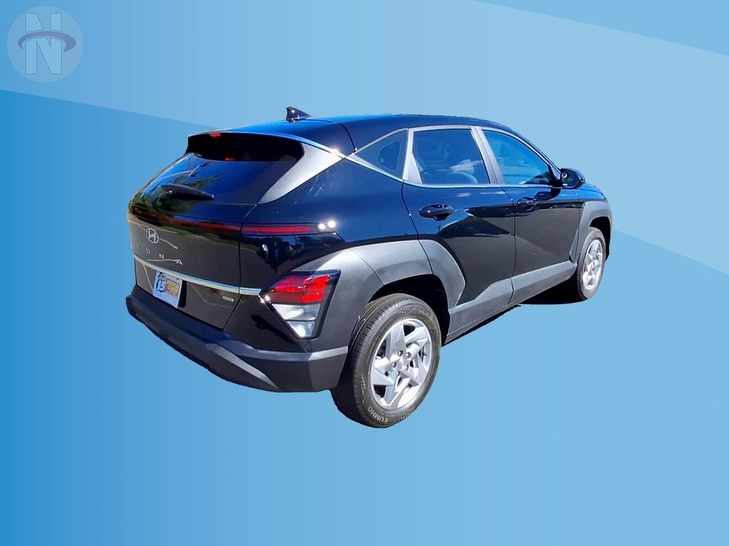 2024 Hyundai Kona SE - Photo 8