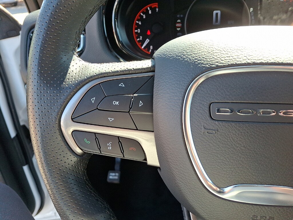 2022 Dodge Durango SXT - Photo 9