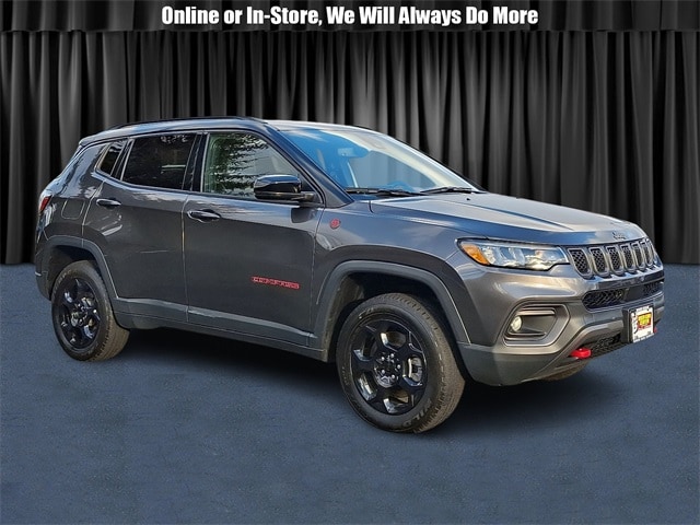 2023 Jeep Compass Trailhawk's photo