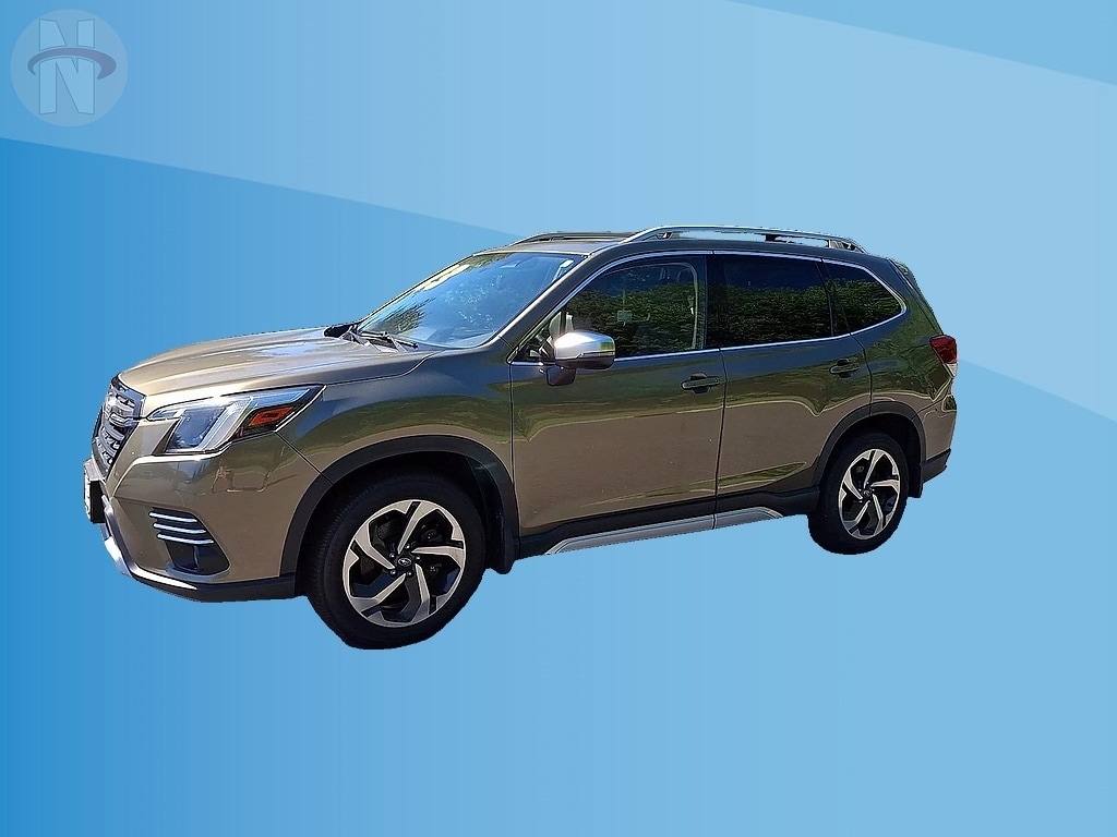 2023 Subaru Forester Touring - Photo 4