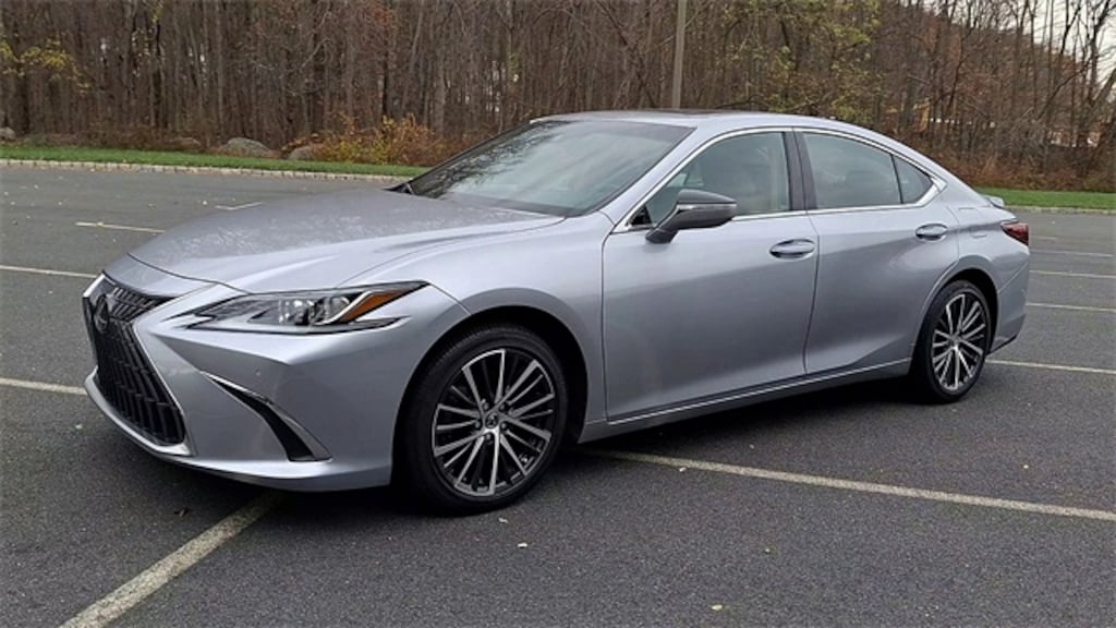 Used 2022 Lexus ES 350 Sedan