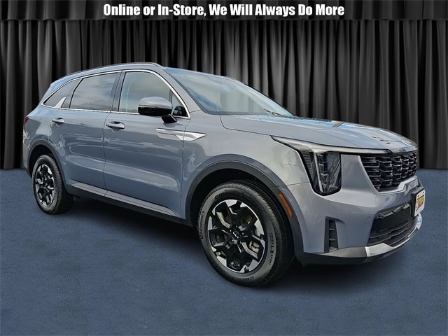 2025 Kia Sorento S's photo
