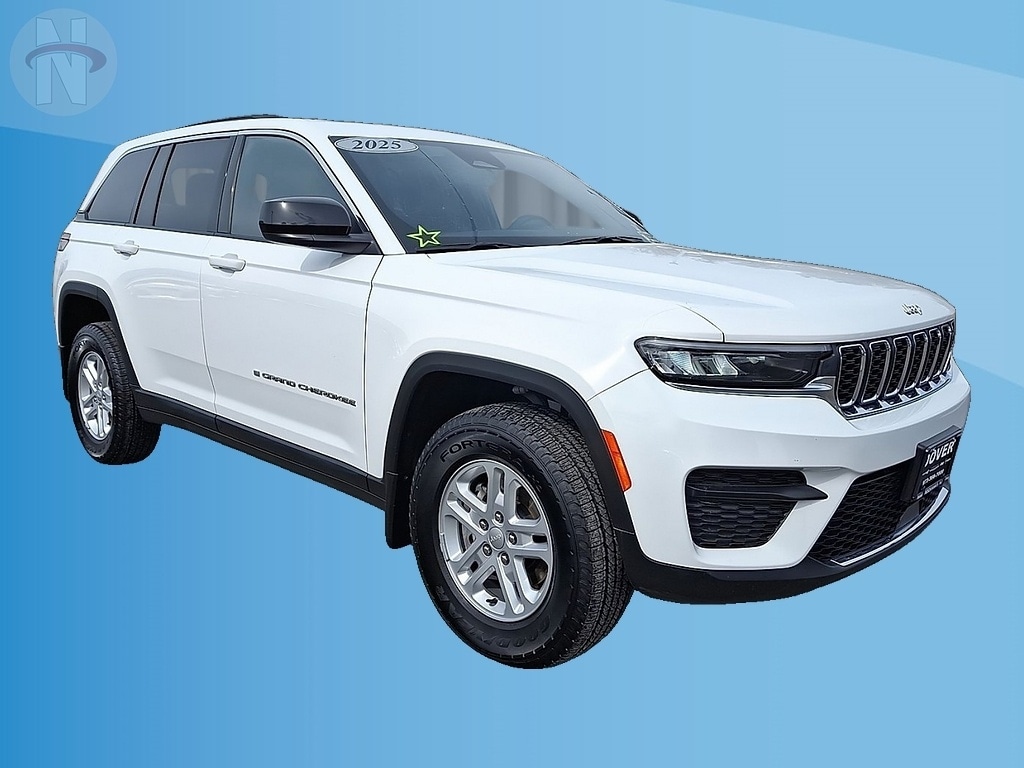 Certified 2025 Jeep Grand Cherokee Laredo SUV