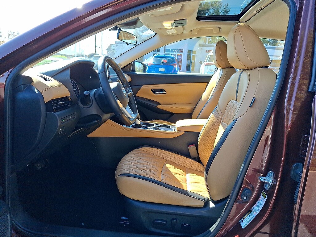 2022 Nissan Sentra SV - Photo 14