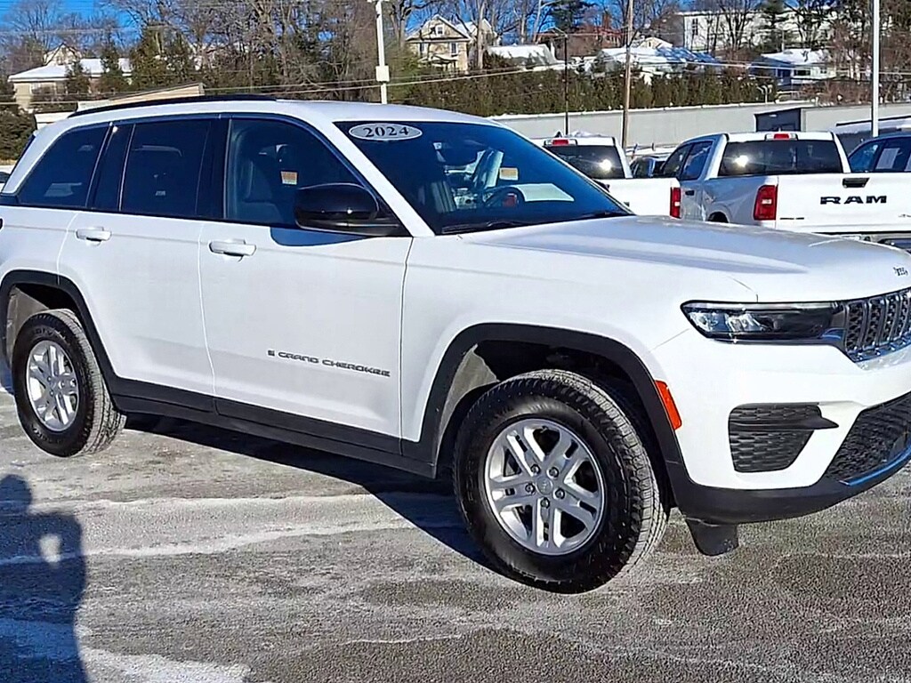 Certified 2024 Jeep Grand Cherokee Laredo