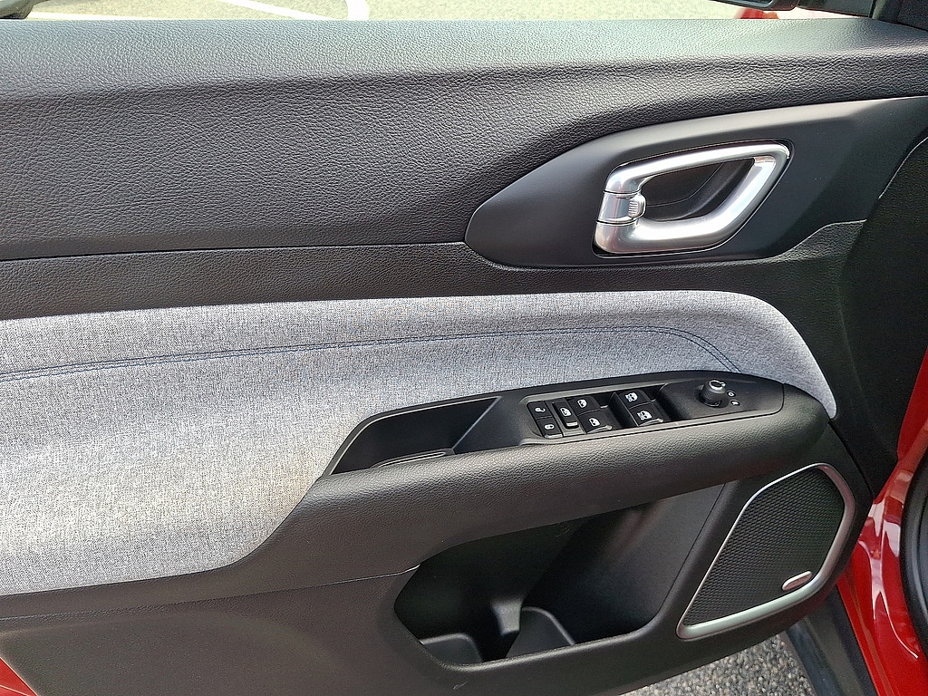 Certified 2023 Jeep Compass Latitude SUV