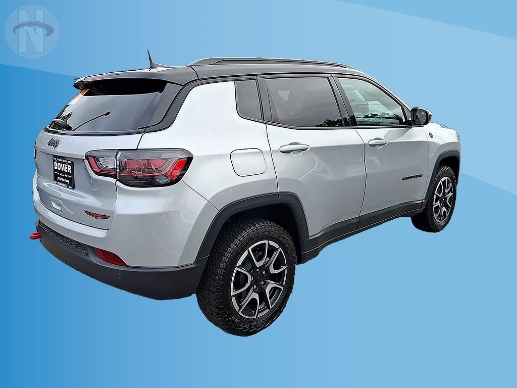 2024 Jeep Compass Trailhawk - Photo 8
