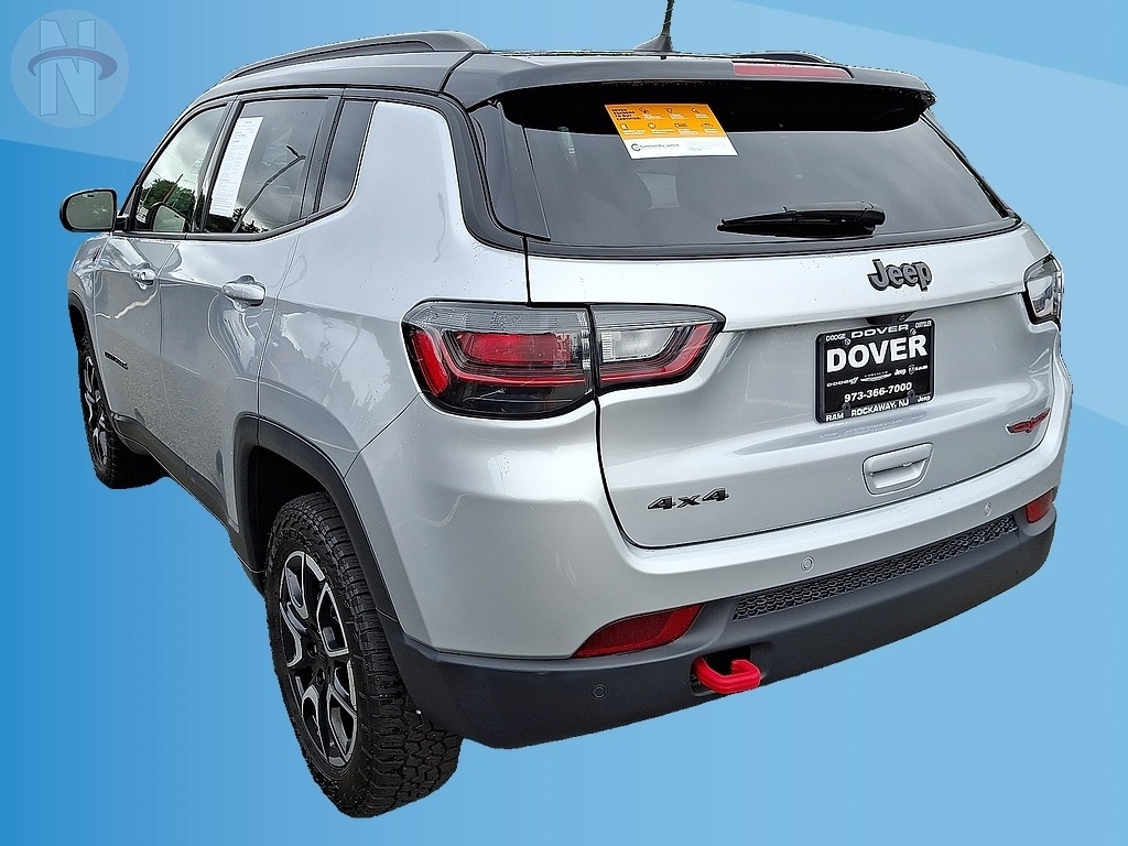2024 Jeep Compass Trailhawk - Photo 13