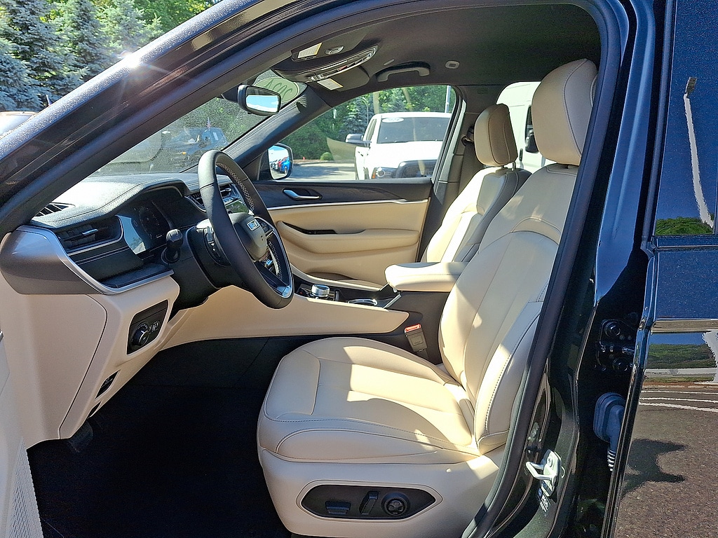 Certified 2024 Jeep Grand Cherokee Limited SUV