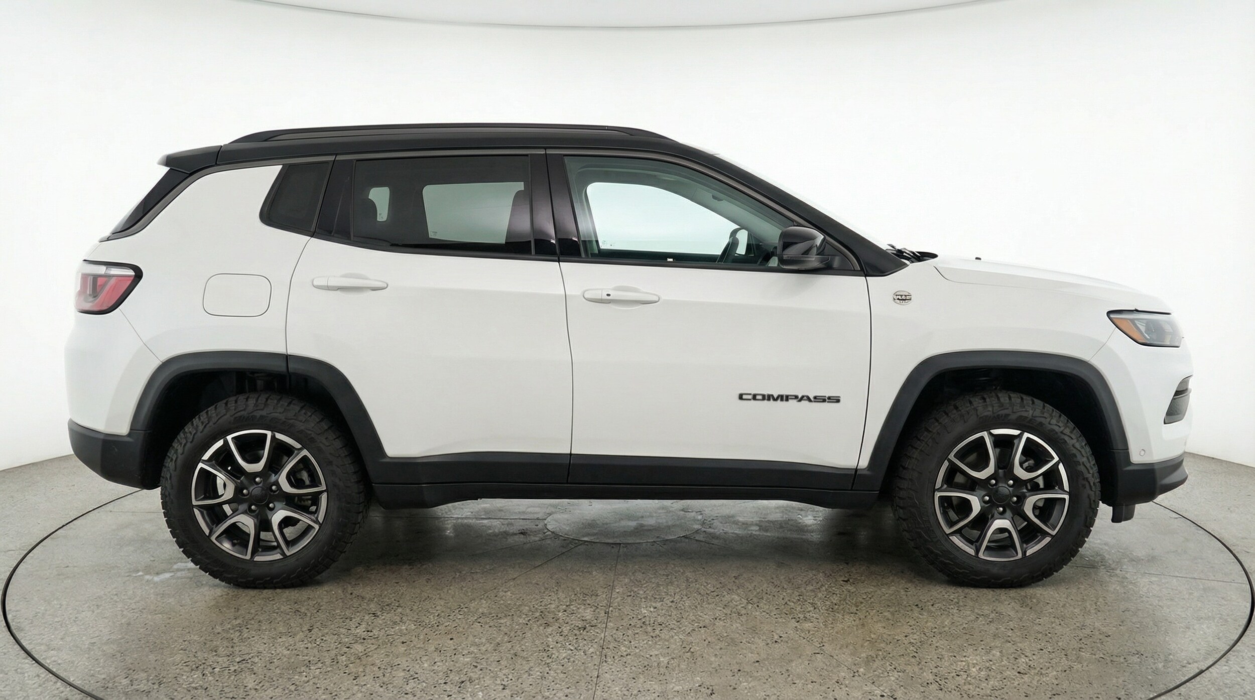 Thumbnail: 2025 Jeep Compass - 8