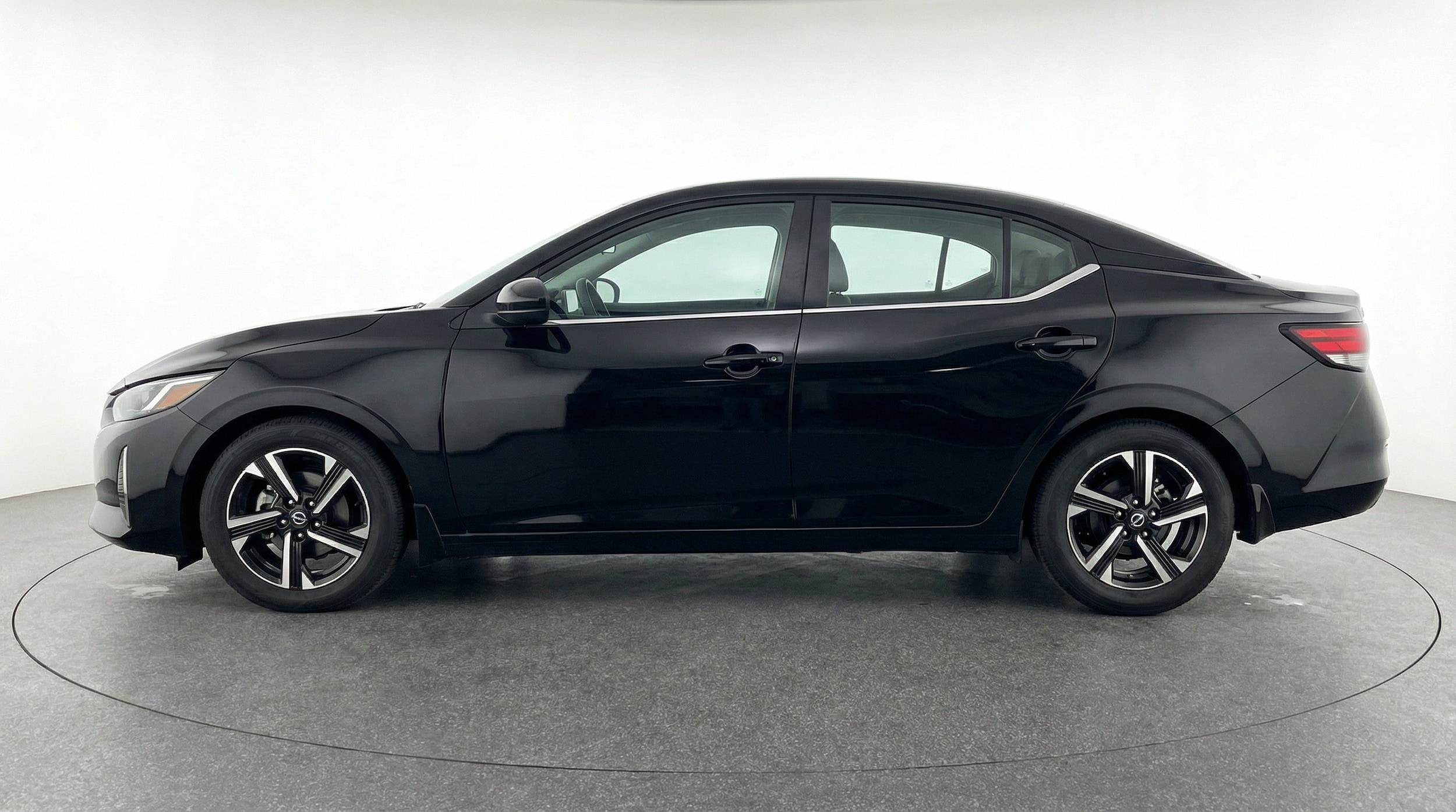 Thumbnail: 2025 Nissan Sentra - 5