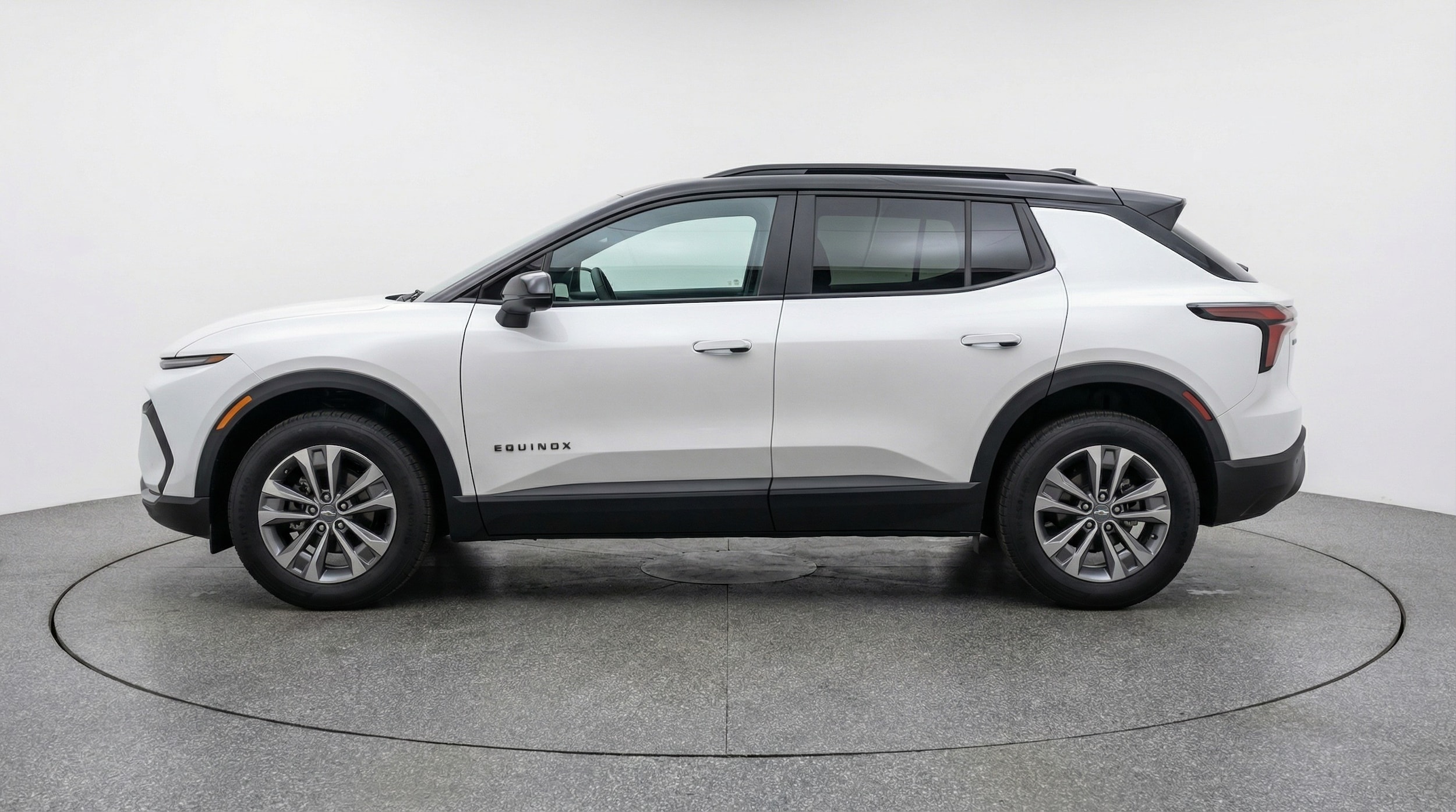Thumbnail: 2025 Chevrolet Equinox - 4