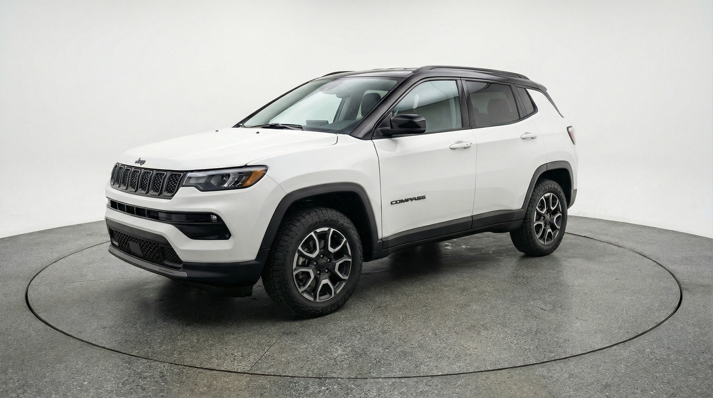 Thumbnail: 2025 Jeep Compass - 3