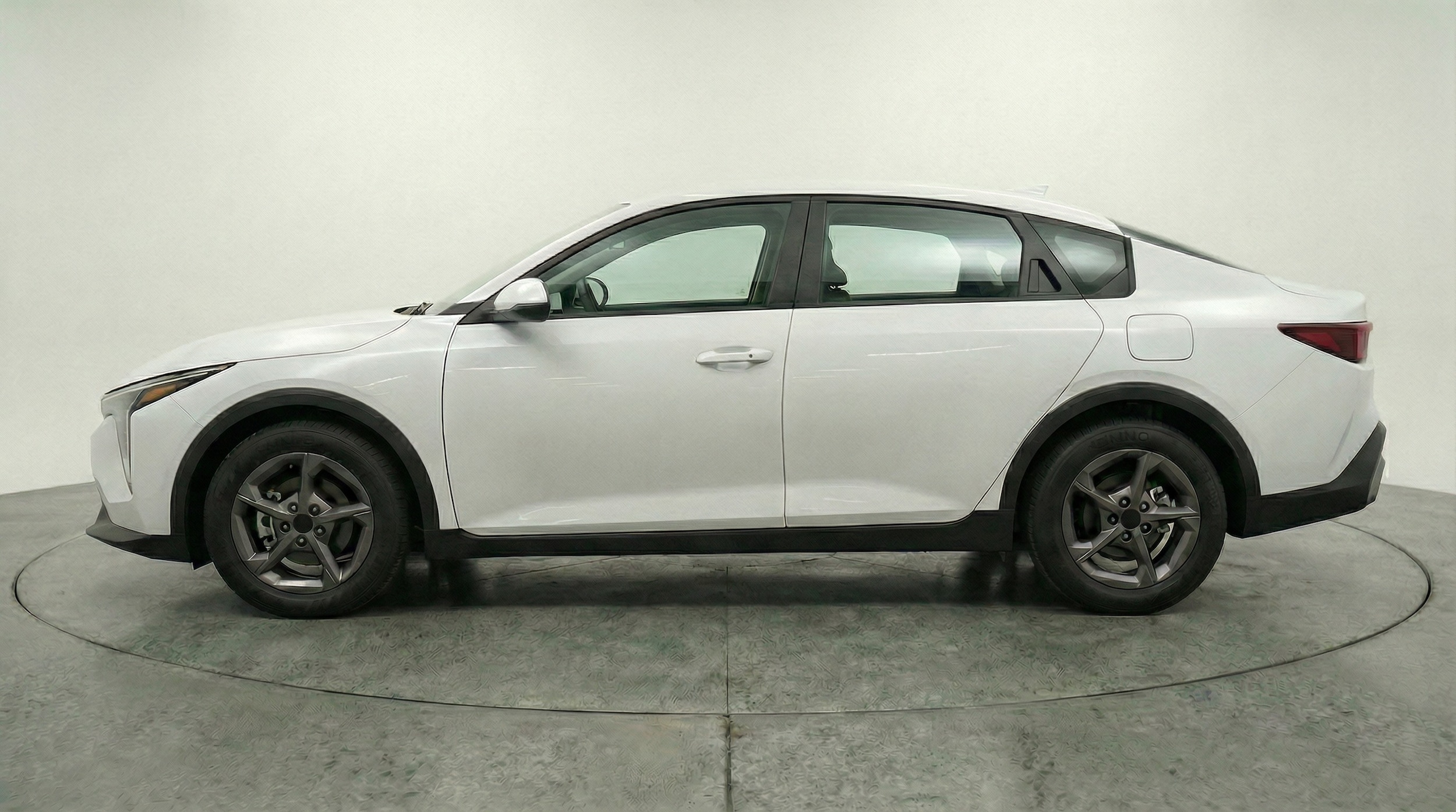 Thumbnail: 2025 Kia K4 - 4