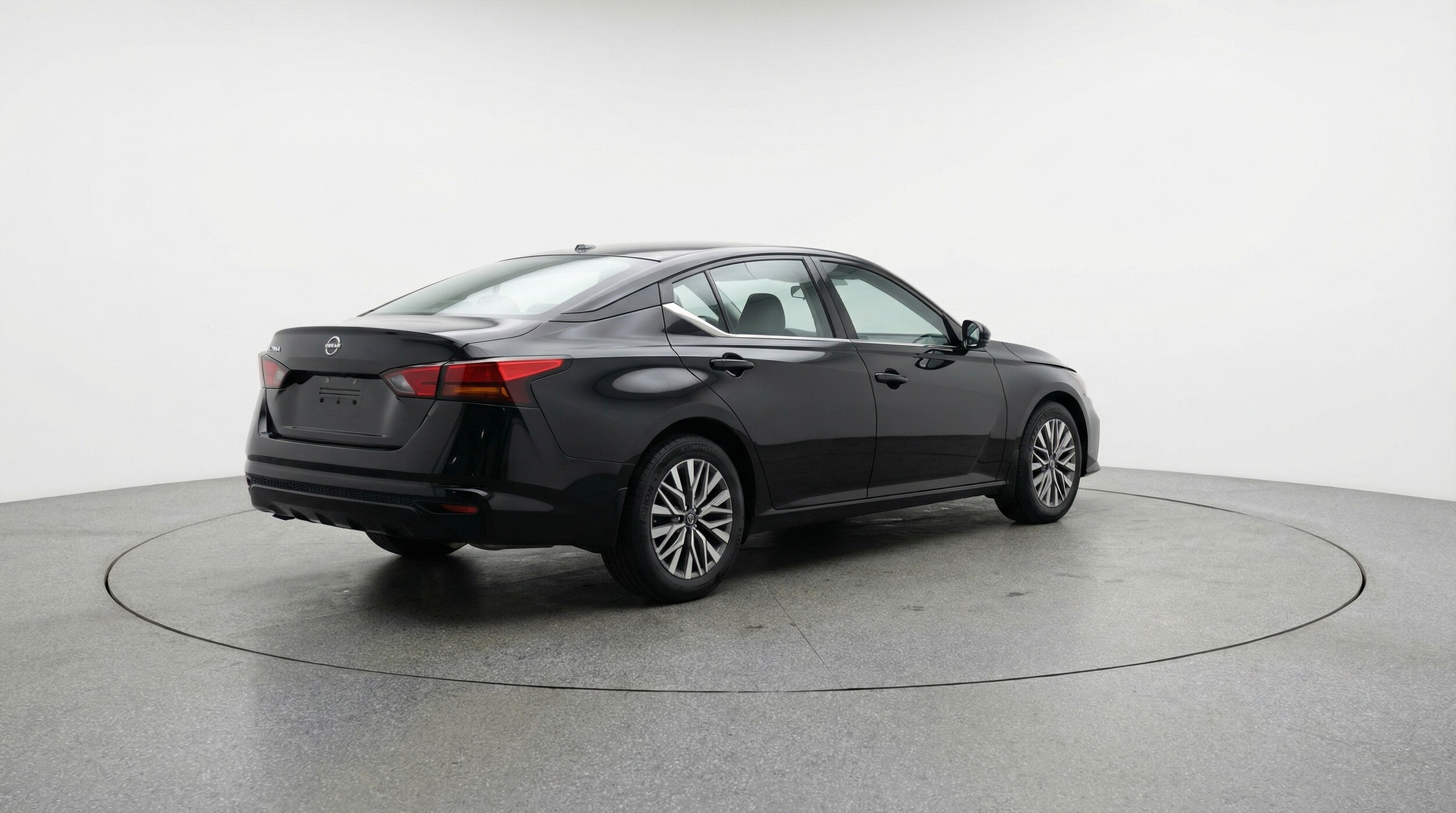 Thumbnail: 2025 Nissan Altima - 7