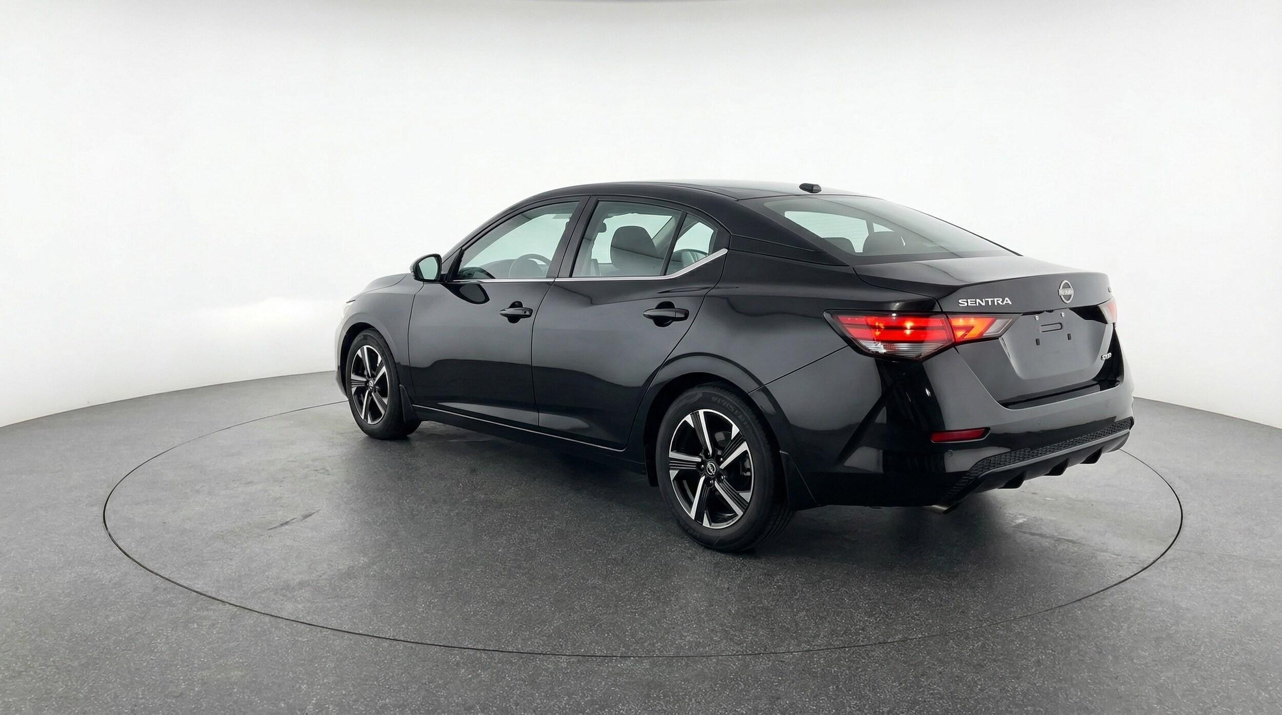 Thumbnail: 2025 Nissan Sentra - 5