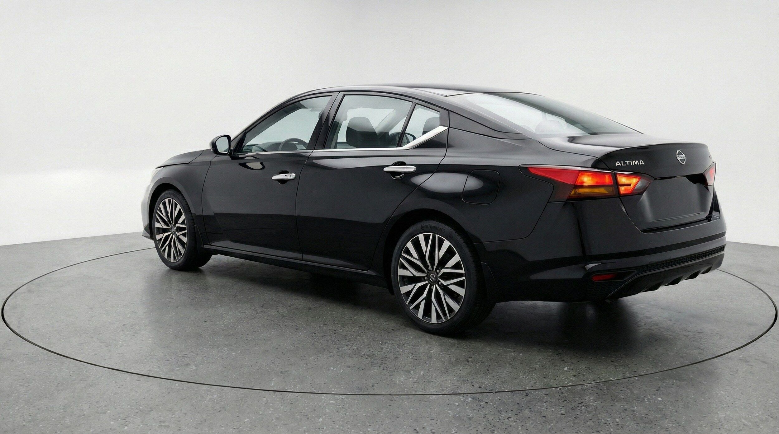 Thumbnail: 2025 Nissan Altima - 5
