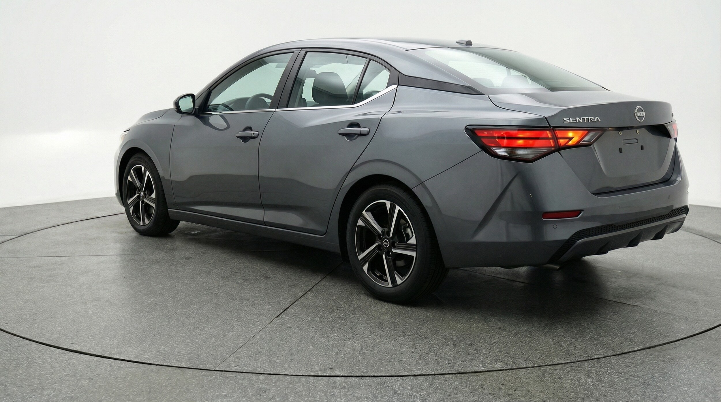 Thumbnail: 2025 Nissan Sentra - 5