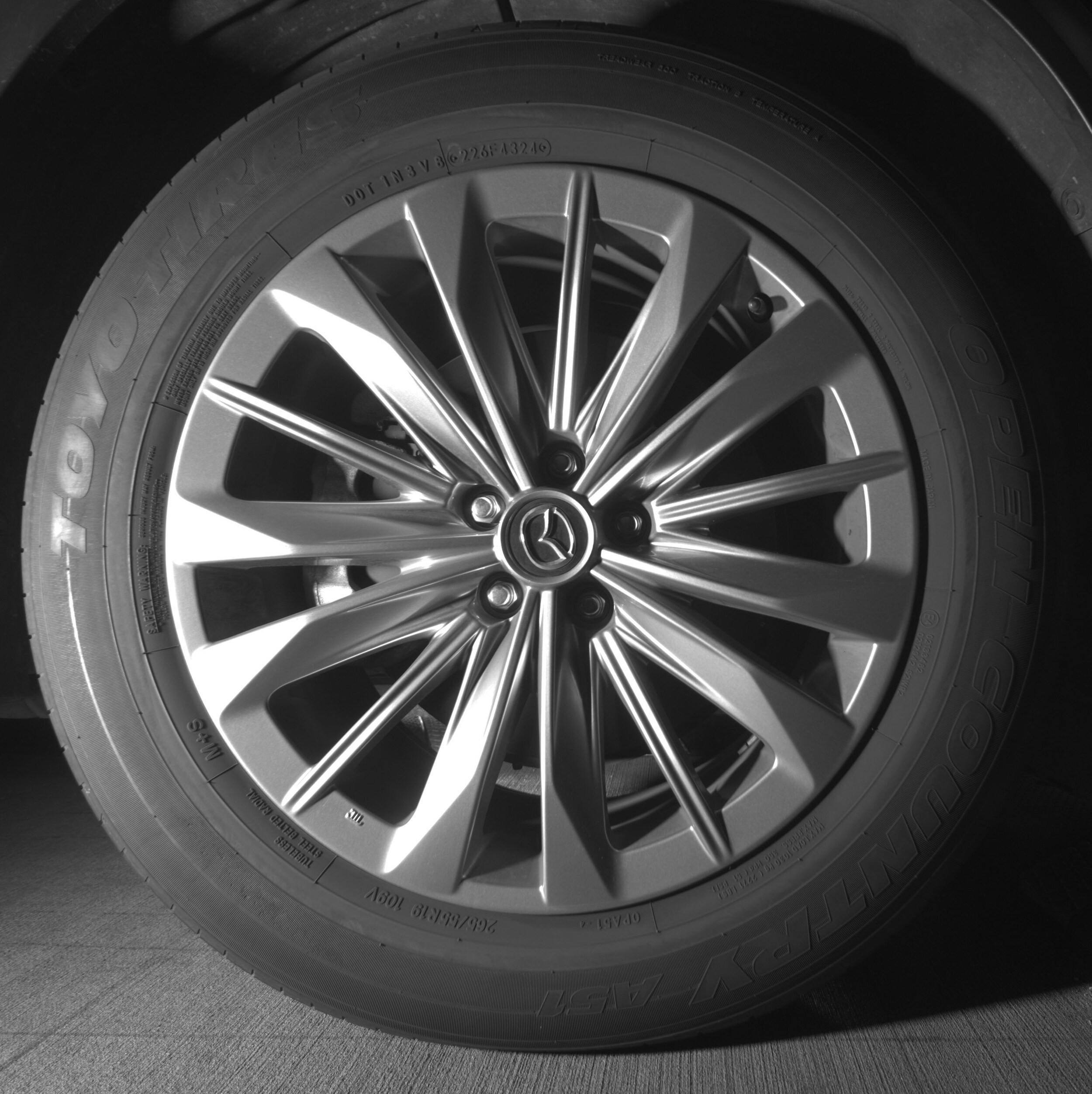 Thumbnail: 2025 Mazda CX-90 - 10