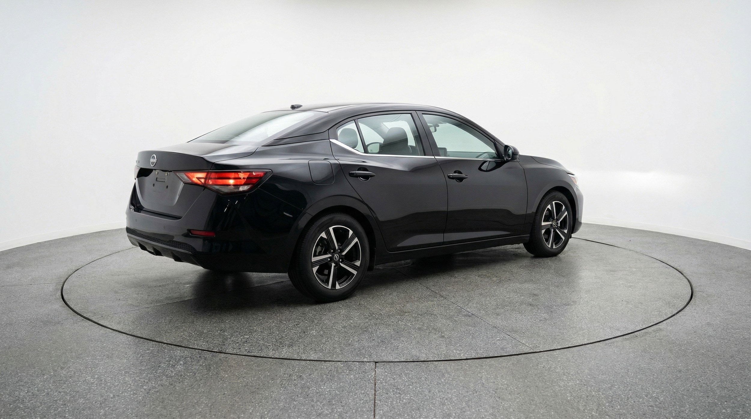 Thumbnail: 2025 Nissan Sentra - 9