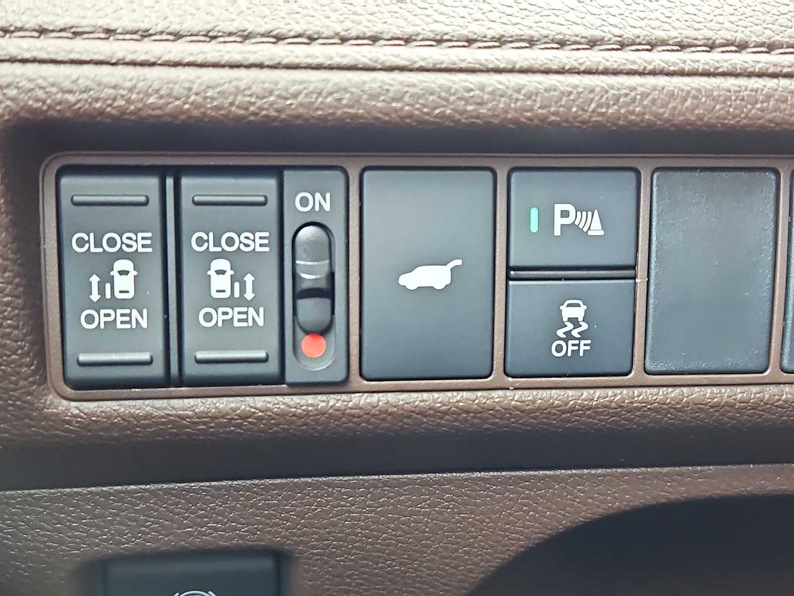 2026 Honda Odyssey Touring - Photo 19