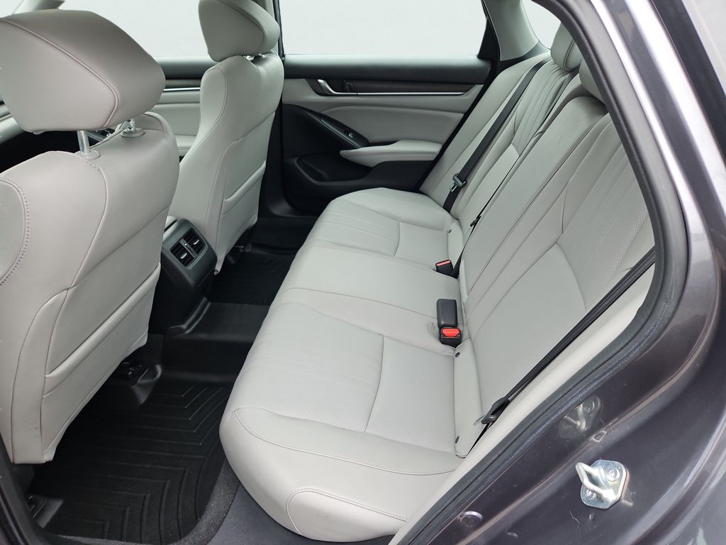 2020 Honda Accord EX-L - Photo 32