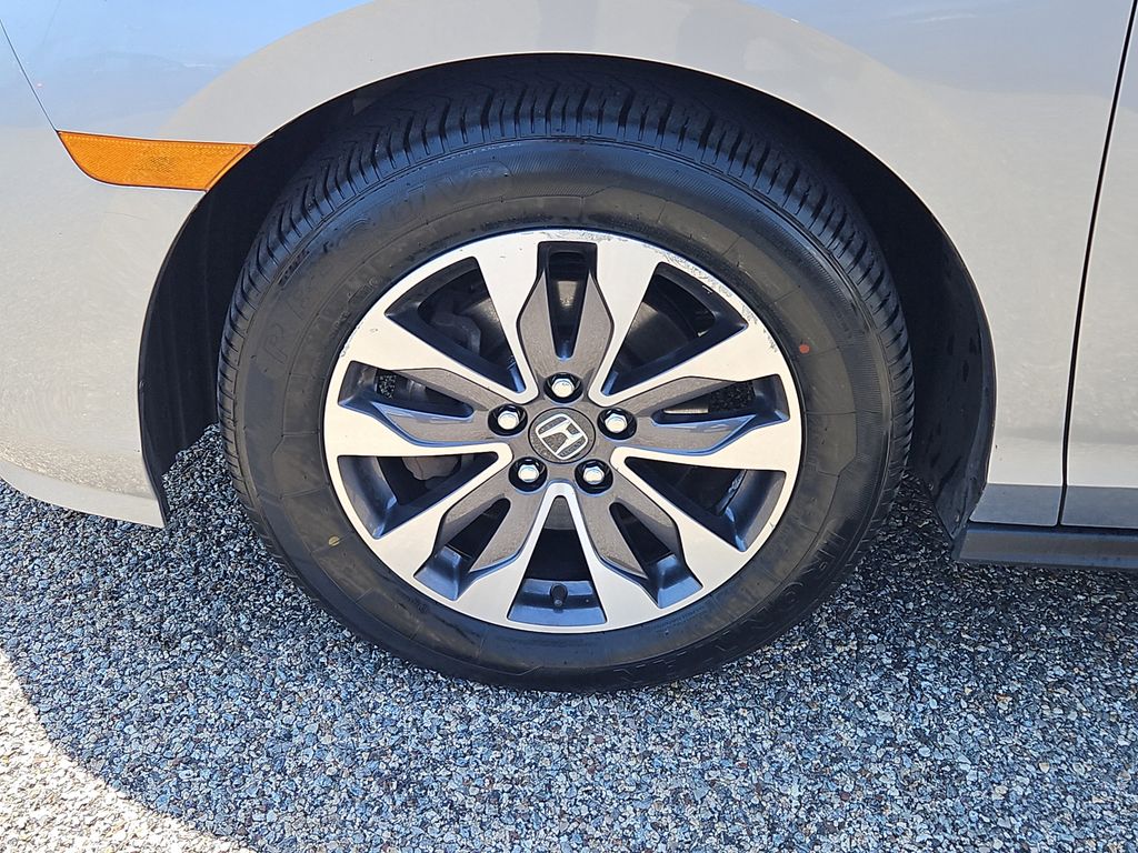 2023 Honda Odyssey EX-L - Photo 7
