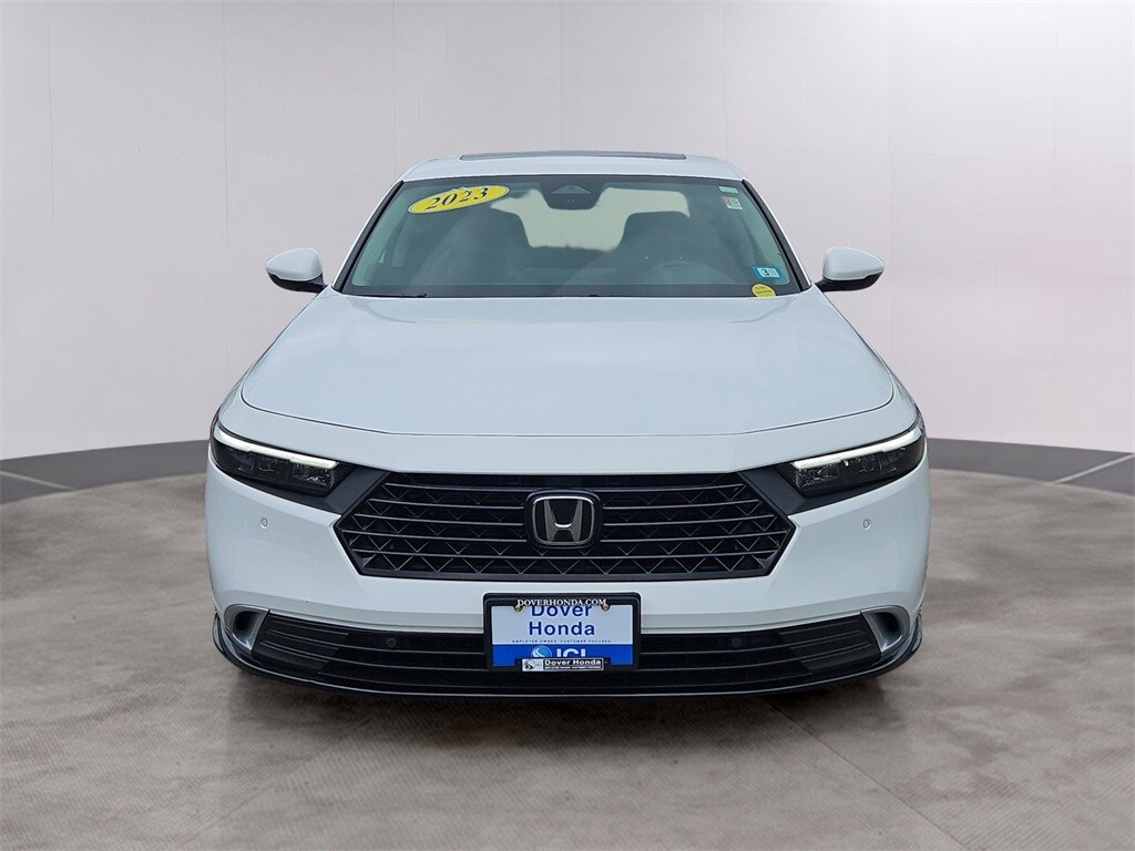 2023 Honda Accord Hybrid Touring photo 2