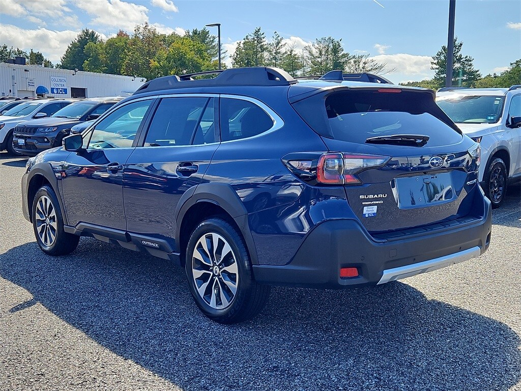 2023 Subaru Outback Limited photo 4