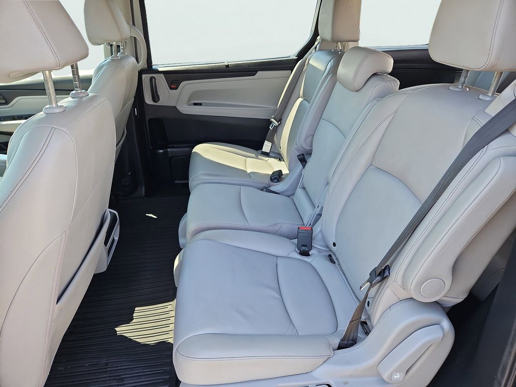 2023 Honda Odyssey EX-L - Photo 35