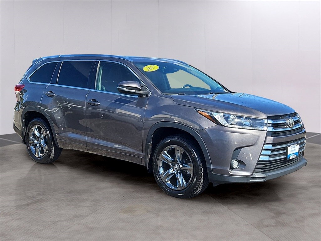 2017 Toyota Highlander Limited Platinum photo 3