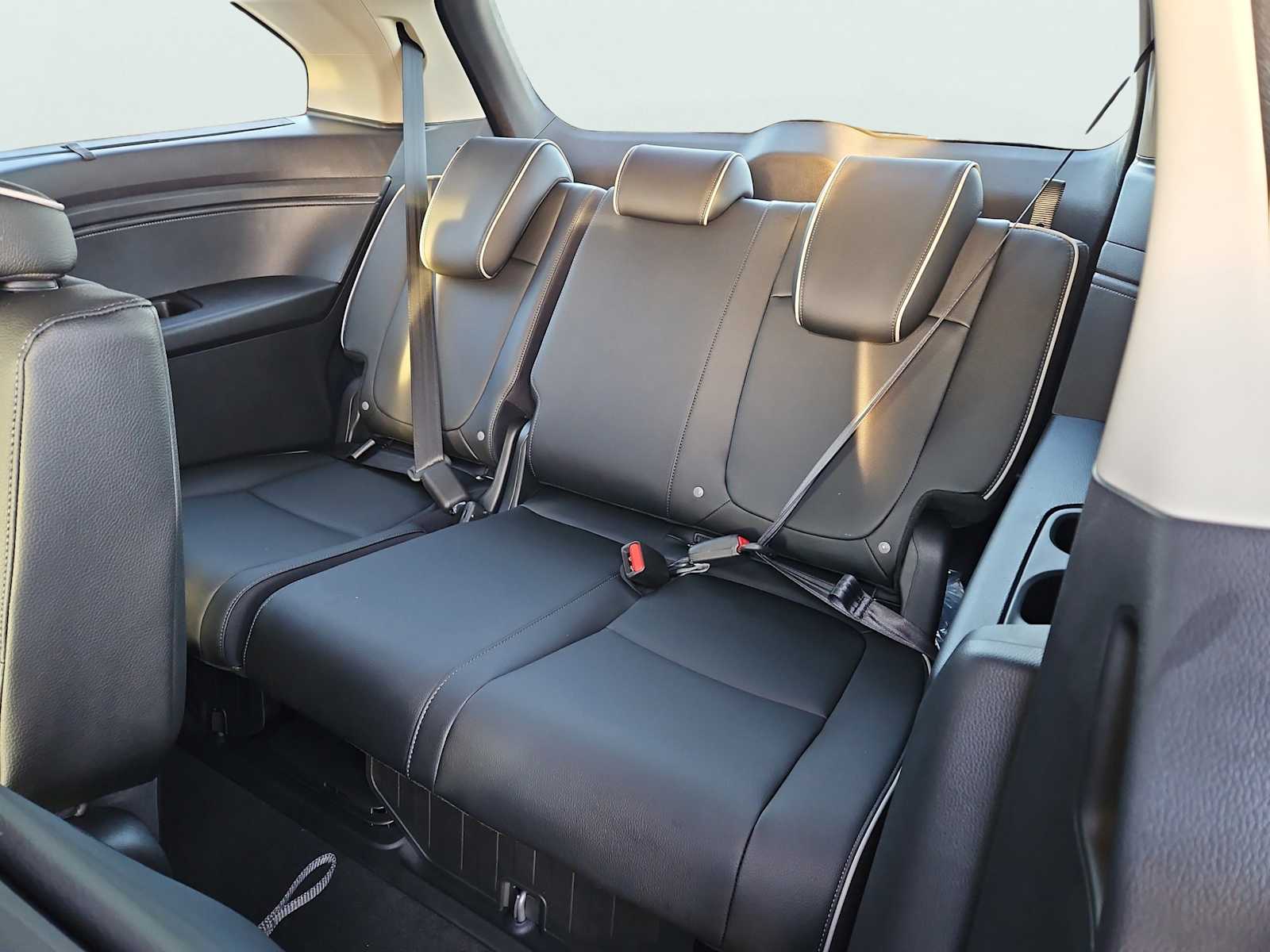 2026 Honda Odyssey Touring - Photo 24
