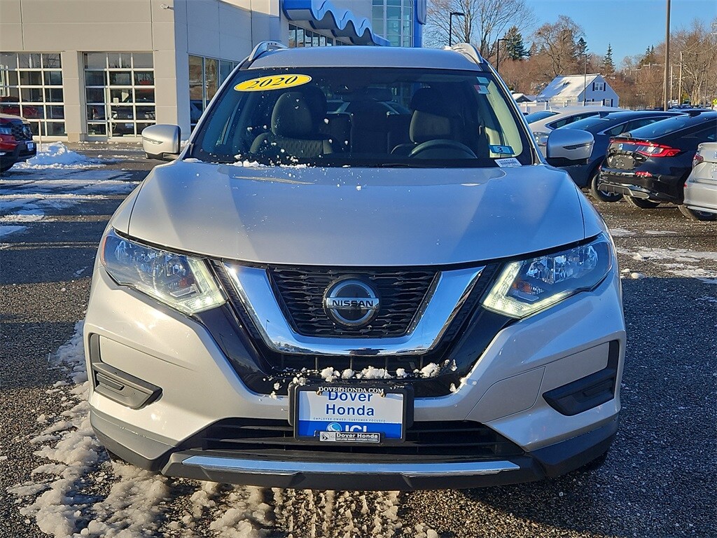 2020 Nissan Rogue SV photo 2