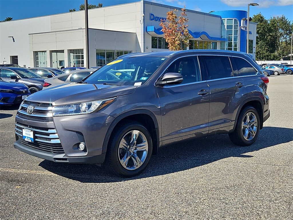 2017 Toyota Highlander Limited Platinum photo 3