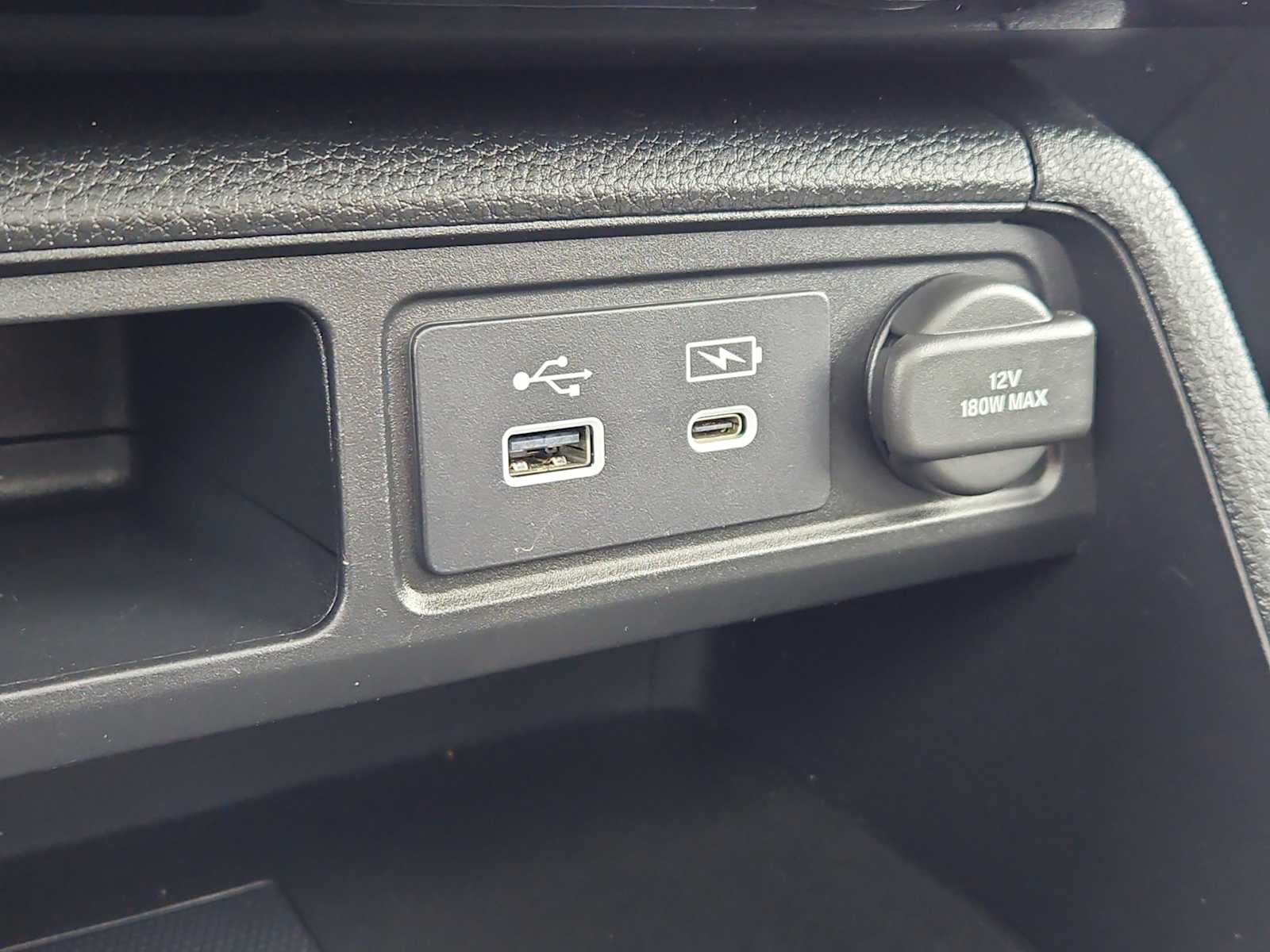 2025 Honda Pilot Touring - Photo 19