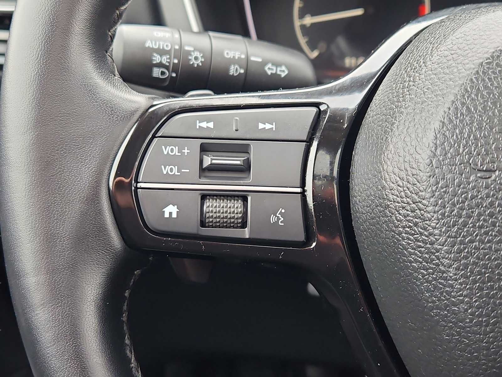 2025 Honda Pilot Touring - Photo 28