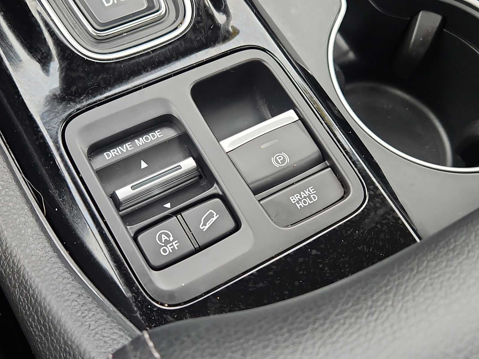 2025 Honda Pilot Touring - Photo 18