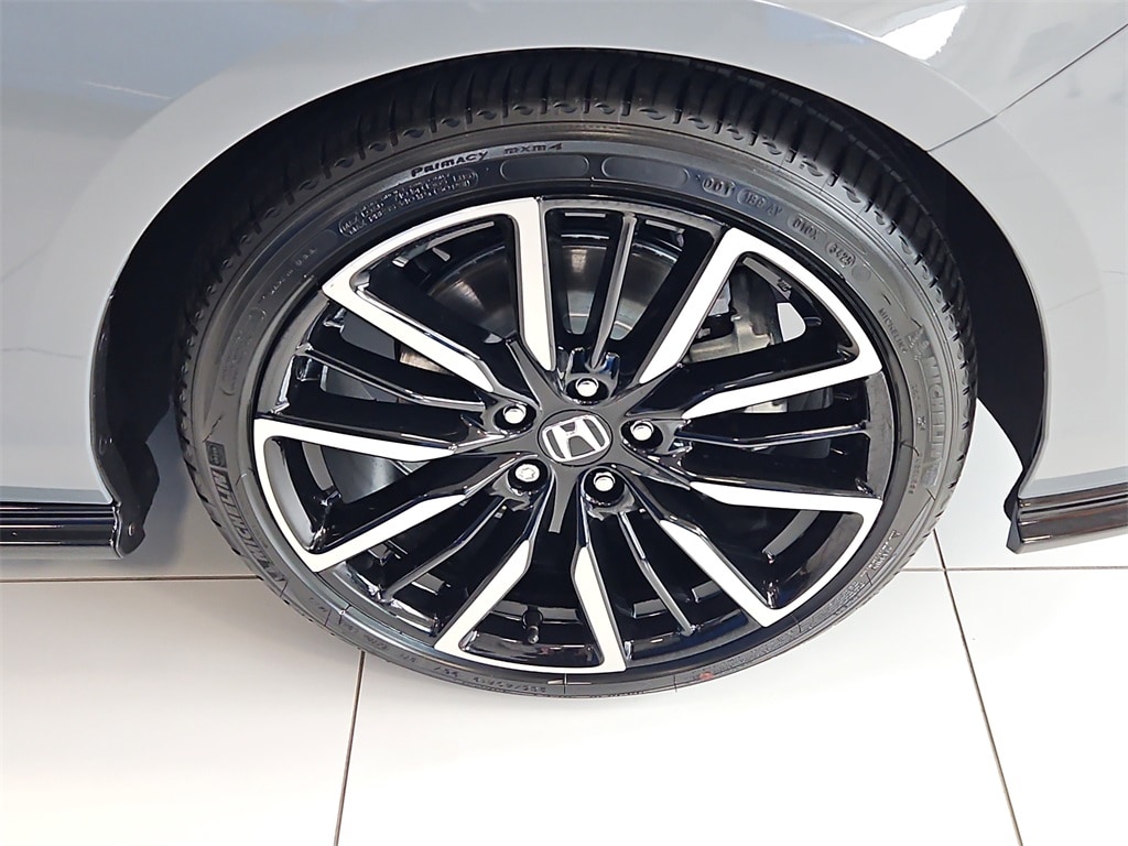 New 2025 Honda Accord Hybrid Touring Sedan