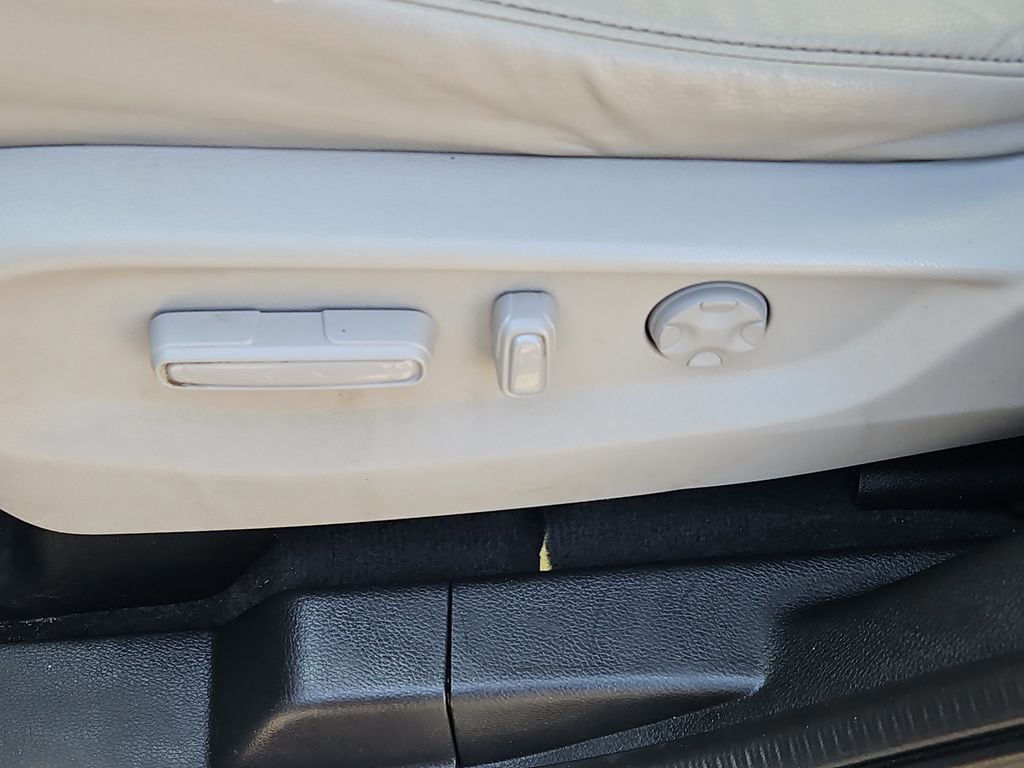 2023 Honda Odyssey EX-L - Photo 24
