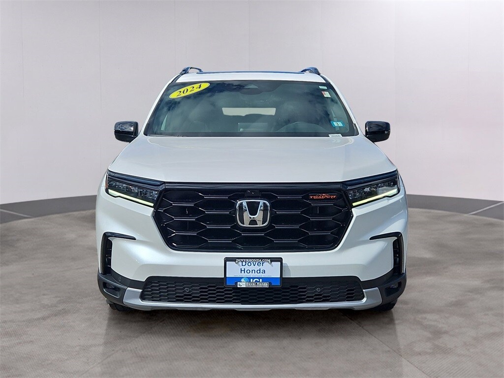 2024 Honda Pilot TrailSport photo 2