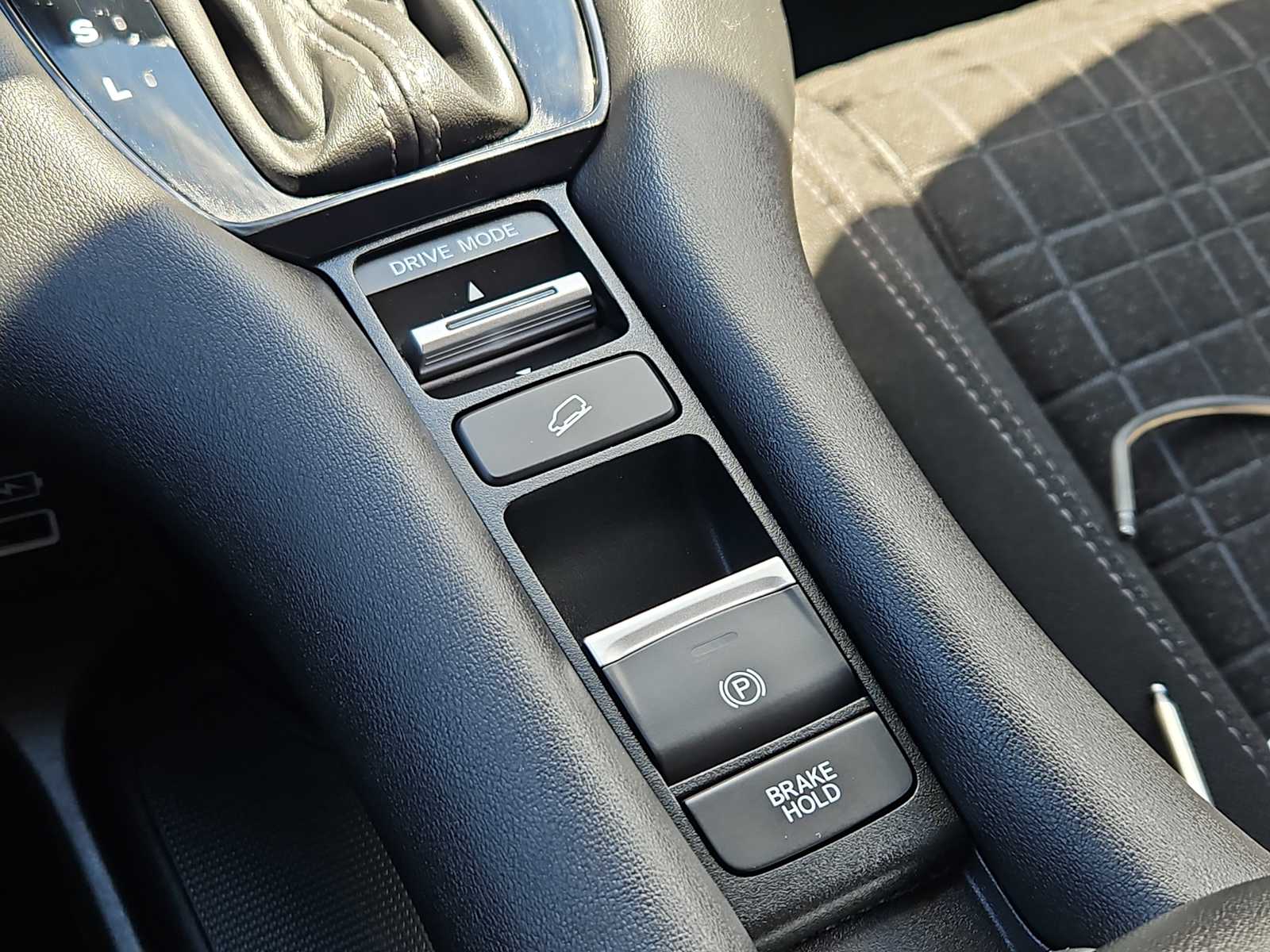 2023 Honda HR-V LX - Photo 16