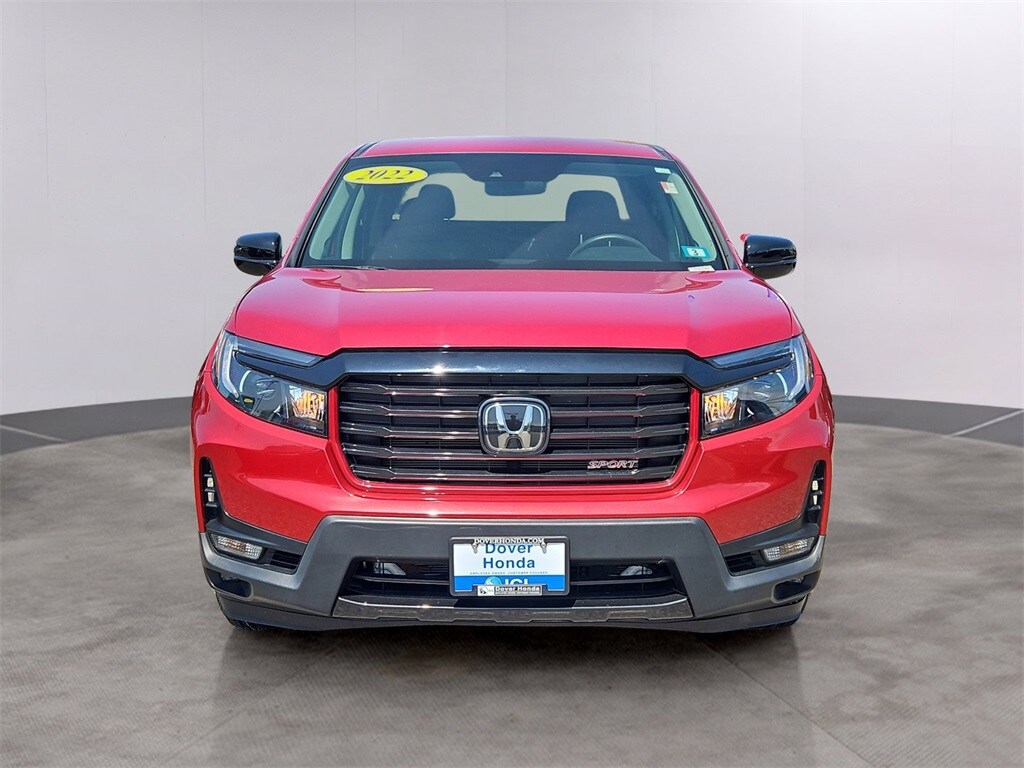 2022 Honda Ridgeline Sport photo 2