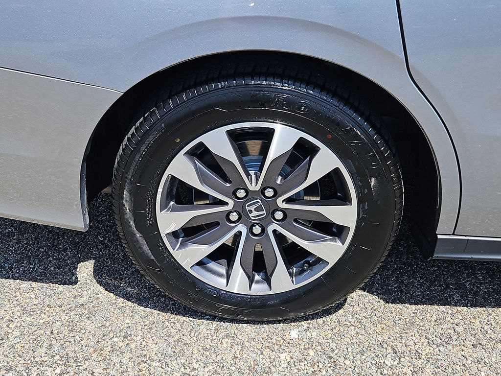 2023 Honda Odyssey EX-L - Photo 9