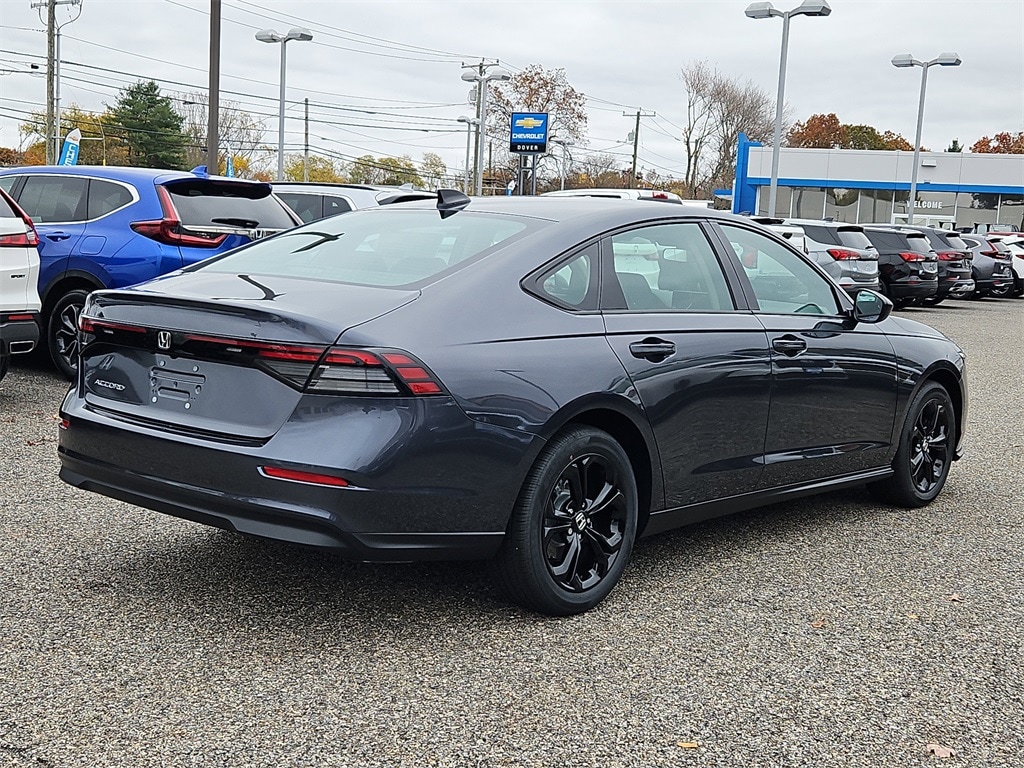 New 2025 Honda Accord SE Sedan