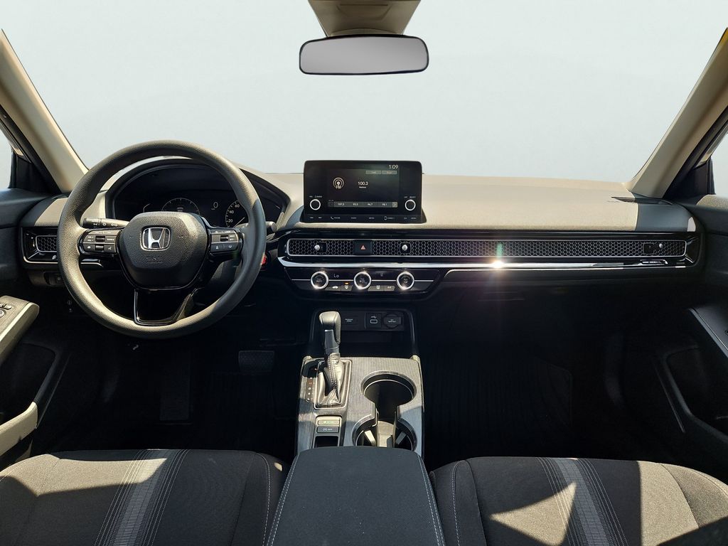 2024 Honda Civic Hatchback LX - Photo 11