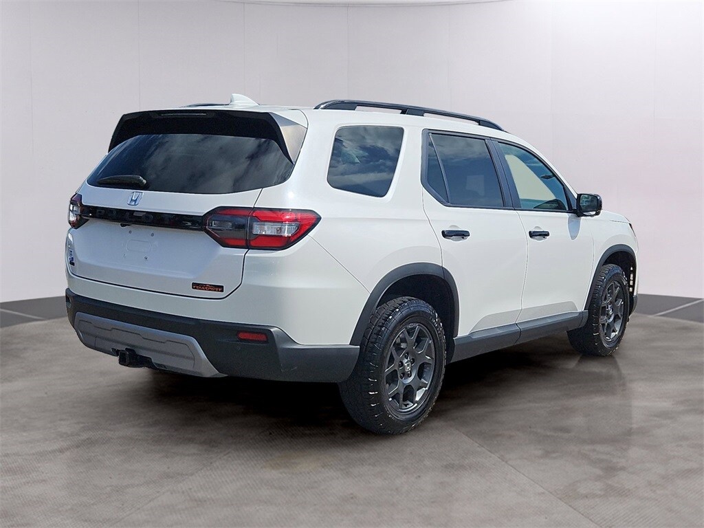 2024 Honda Pilot TrailSport photo 4